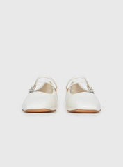 Billini Finnegan Ballet Flats Bone Patent