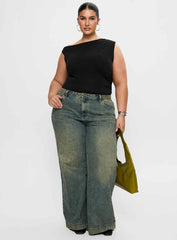 Miyako Bodysuit Black Curve