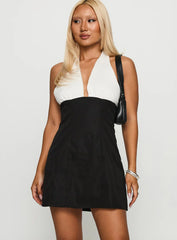 Calanie Halter Mini Dress Black / White