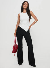 Yulkie Top White